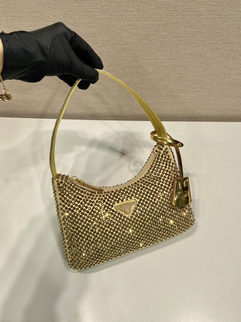 Pra*a hobo bags